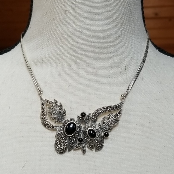 Vintage Art Deco 1920s Sterling Silver Onyx and Marcasite Statement Necklace - Picture 9 of 16